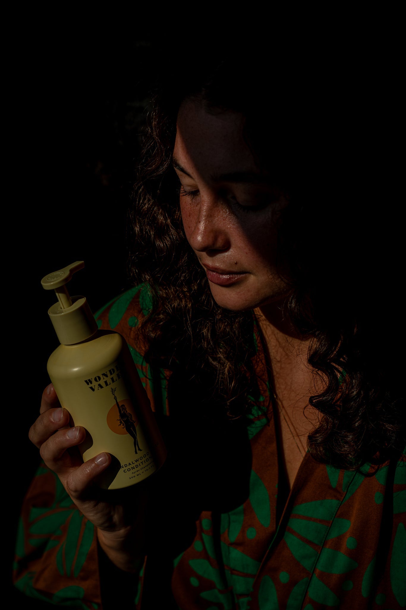 Sandalwood Yuzu Conditioner by WONDER VALLEY