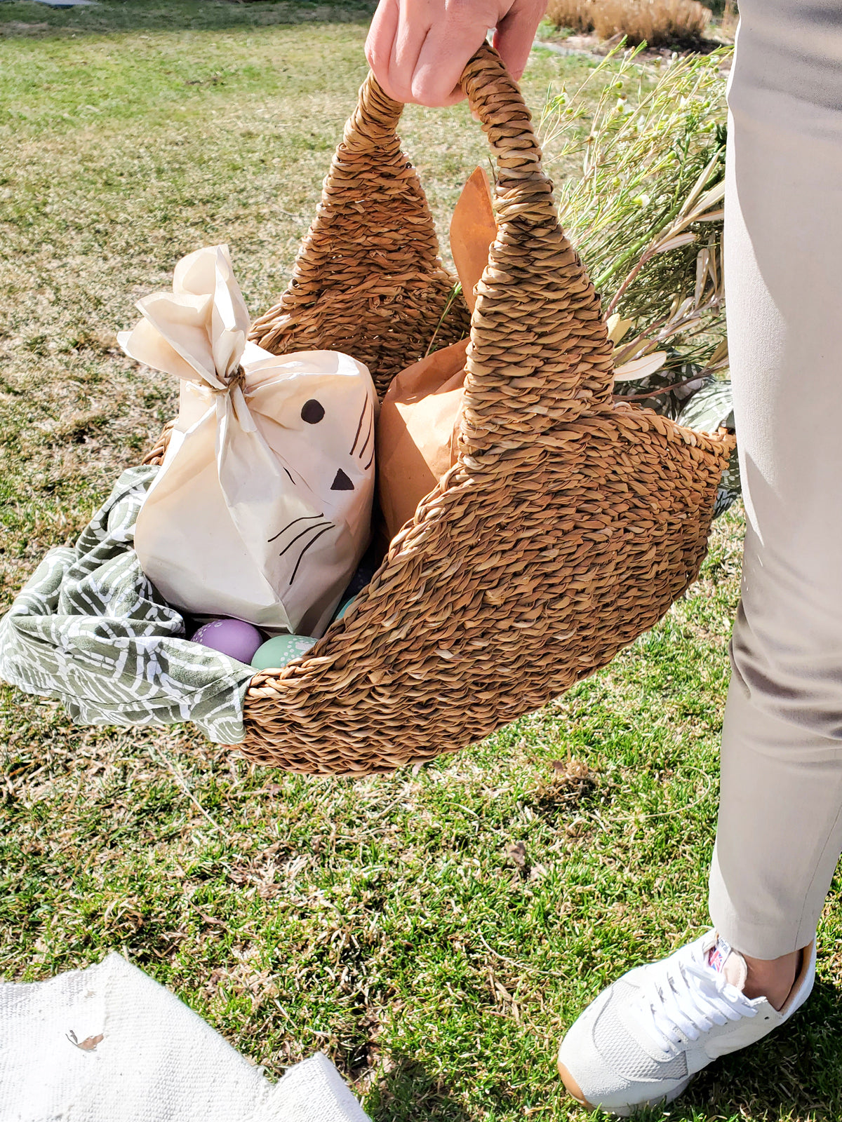 Savar Picnic Basket by KORISSA