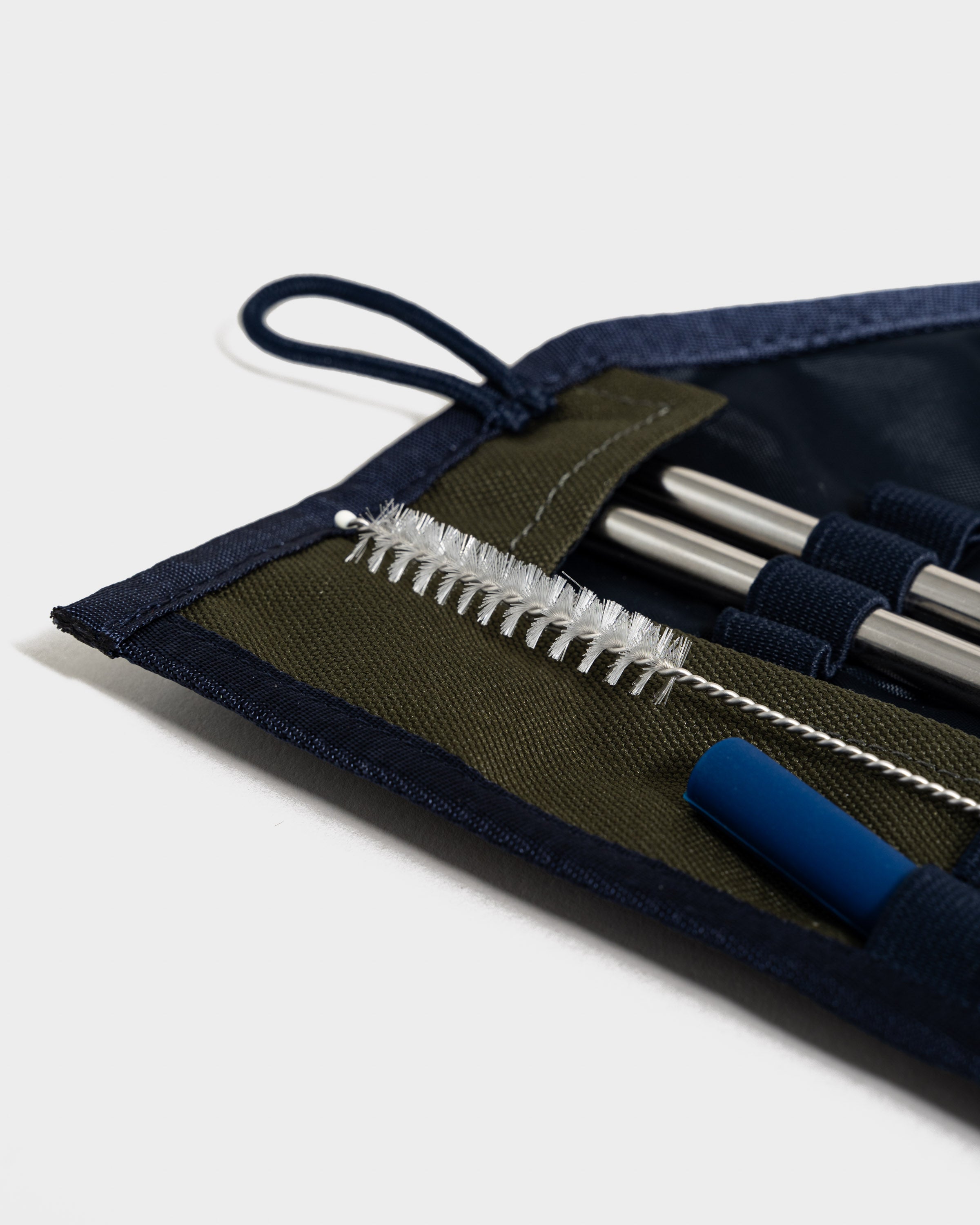 The Straw Kit by United By Blue