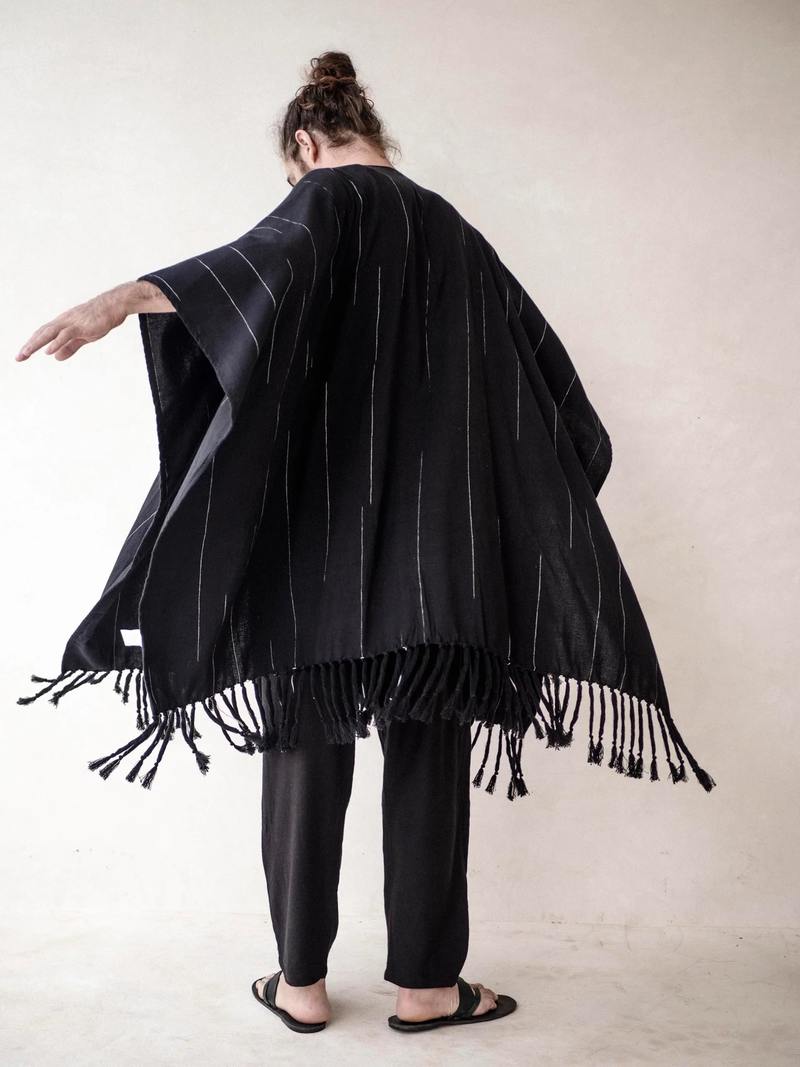 Black Desert Cloak Poncho | CANDOR