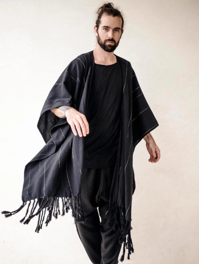 Black Desert Cloak Poncho | CANDOR