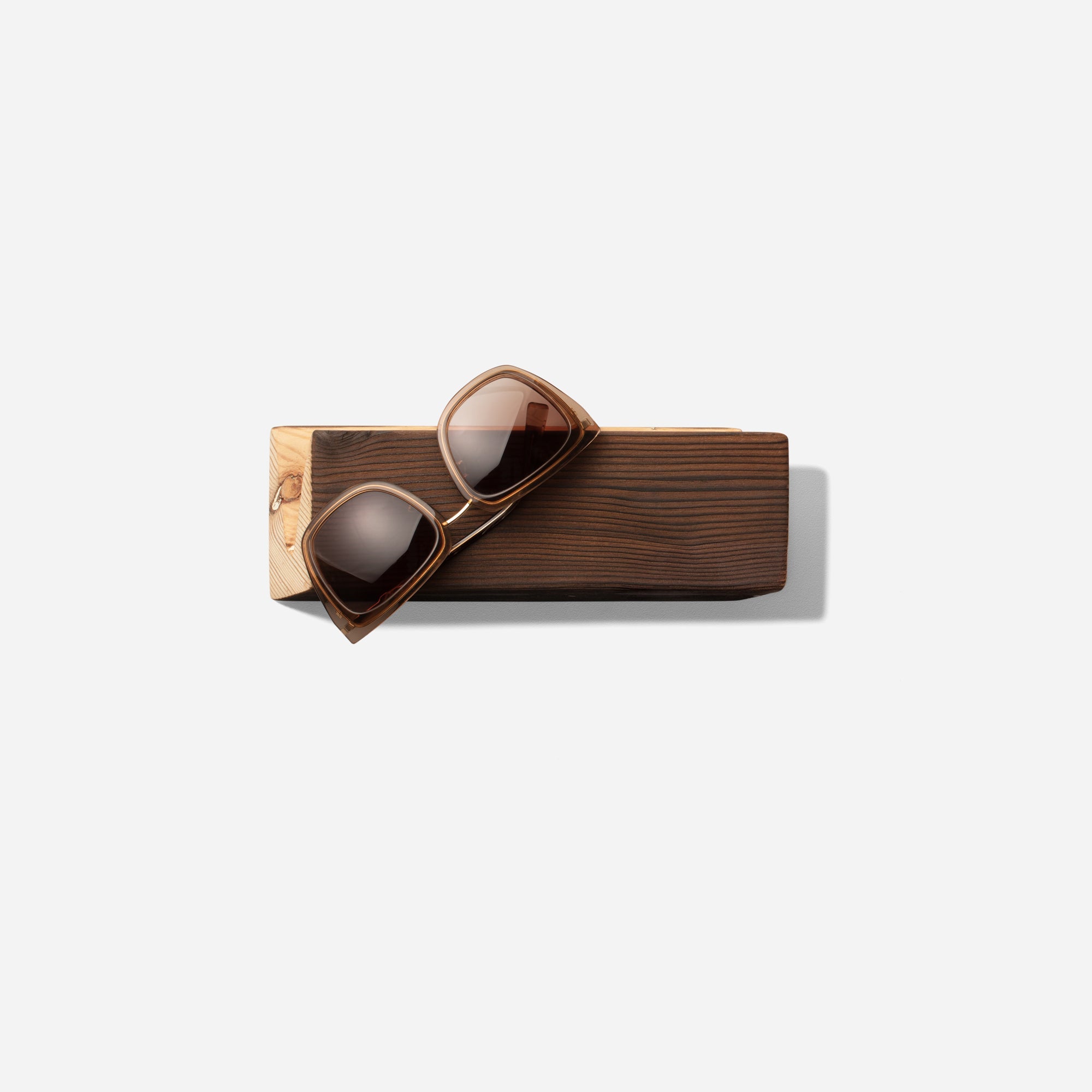 Cool sunglass holder by Formr