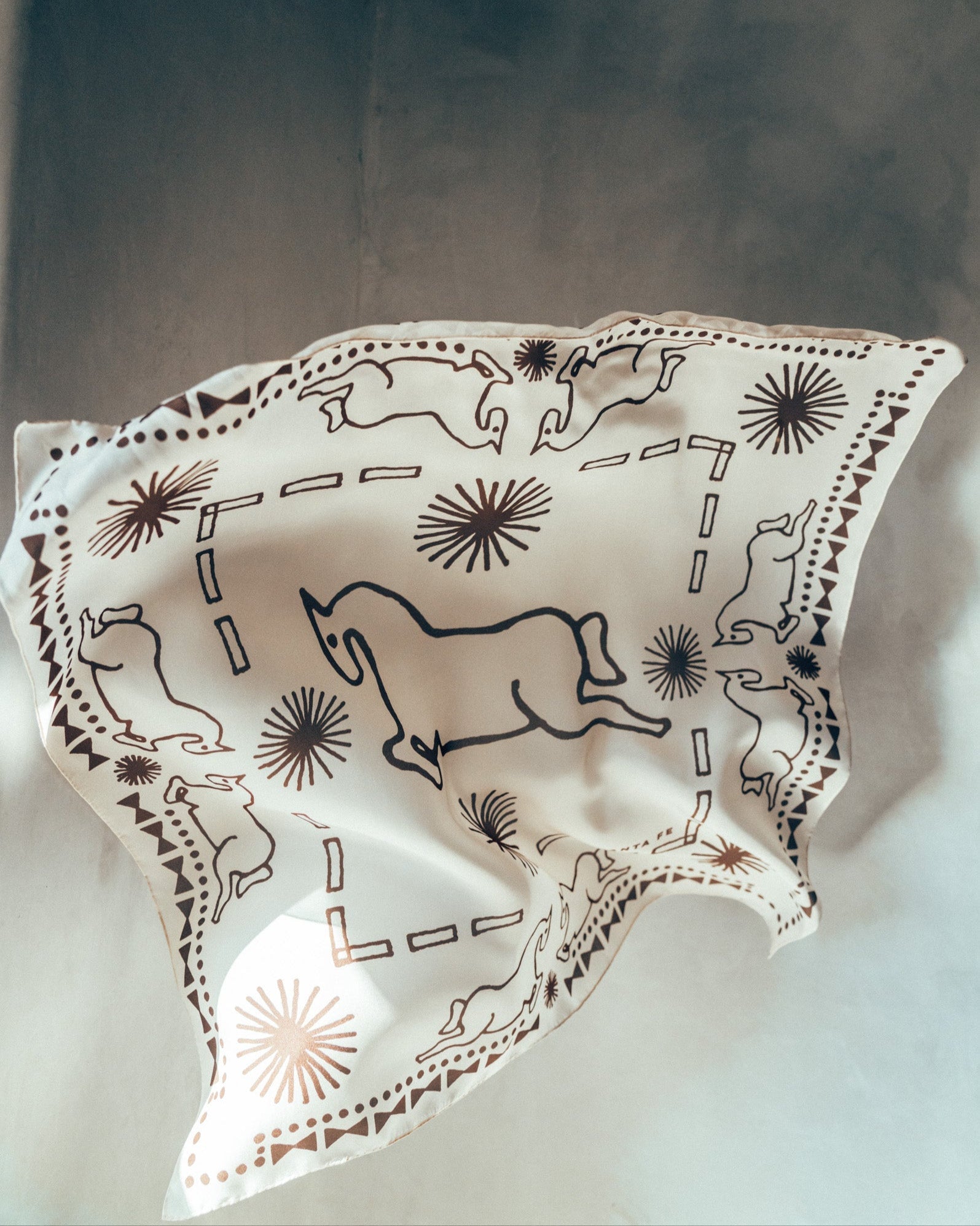 Ivory Wild Rag