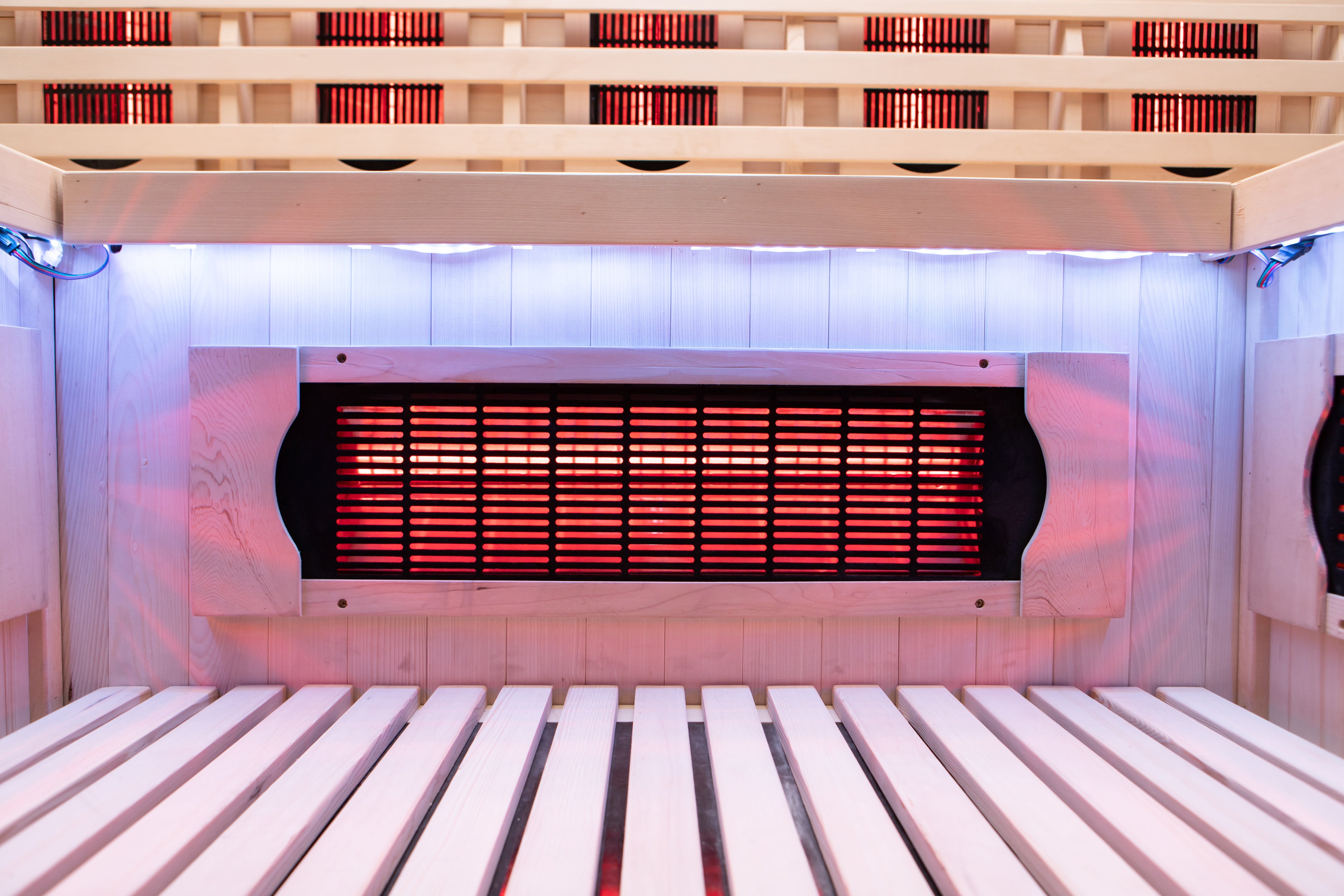 Peak Saunas El Capitan 4-Person Outdoor Full Spectrum Infrared Sauna with Built-In XL Medical-Grade Red Light Therapy and Smart WiFi App Control