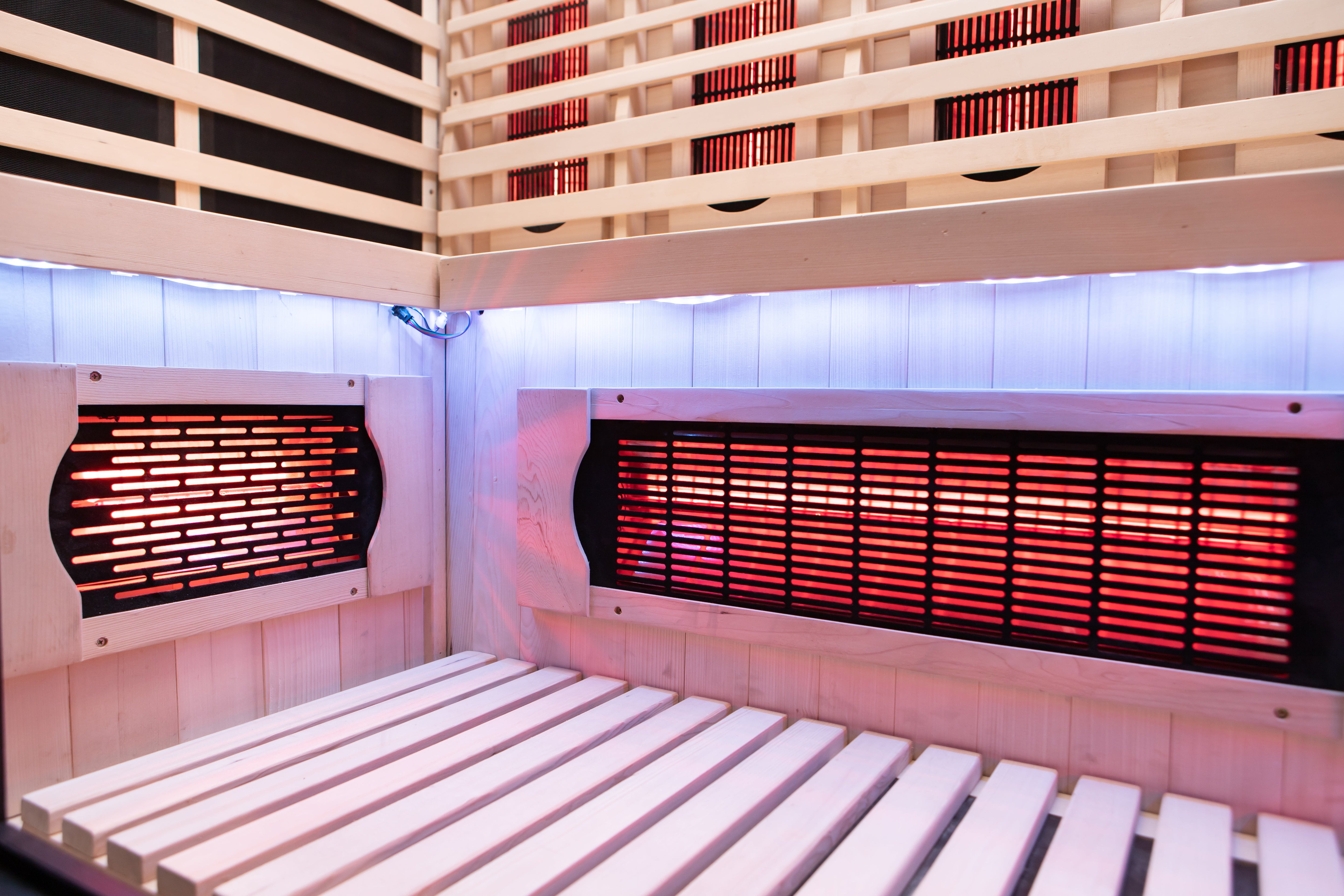 Peak Saunas El Capitan 4-Person Outdoor Full Spectrum Infrared Sauna with Built-In XL Medical-Grade Red Light Therapy and Smart WiFi App Control