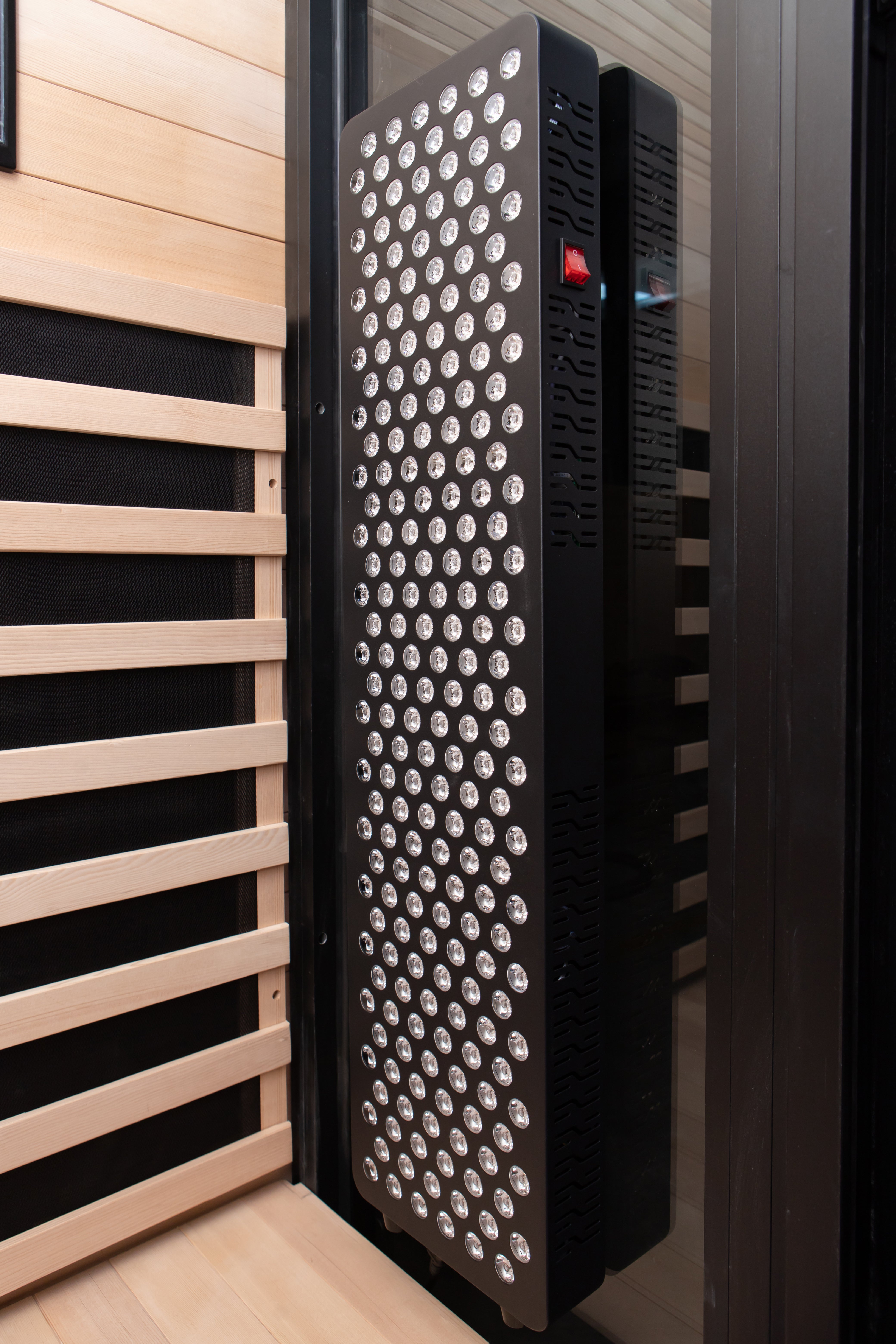 Peak Saunas El Capitan 4-Person Outdoor Full Spectrum Infrared Sauna with Built-In XL Medical-Grade Red Light Therapy and Smart WiFi App Control