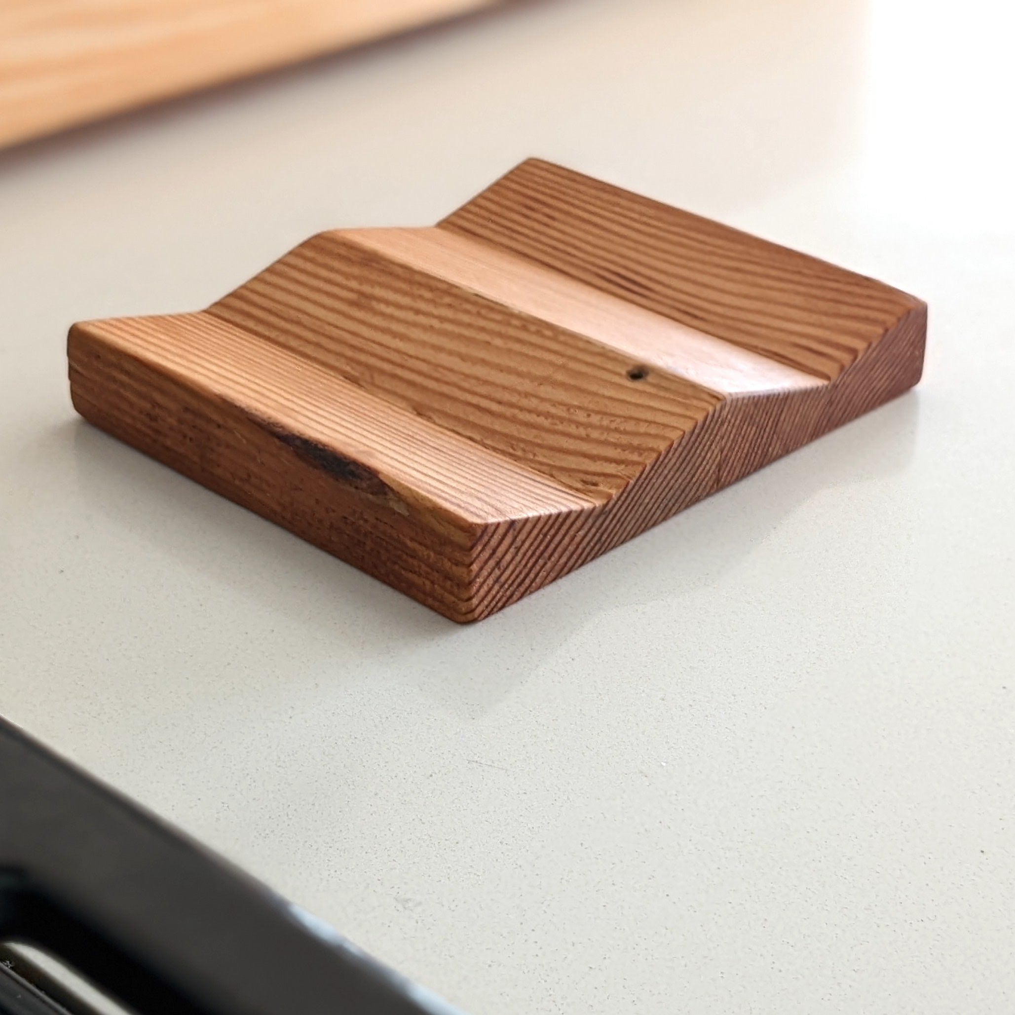 W spoon rest by Formr