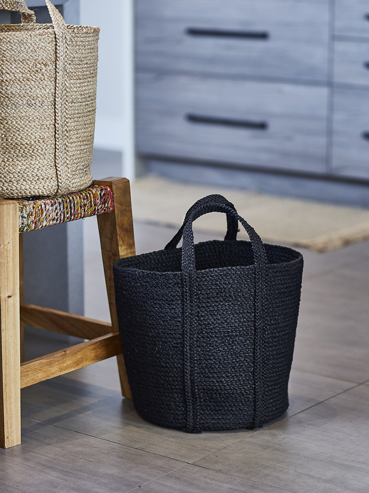 Kata Basket with handle - Black by KORISSA