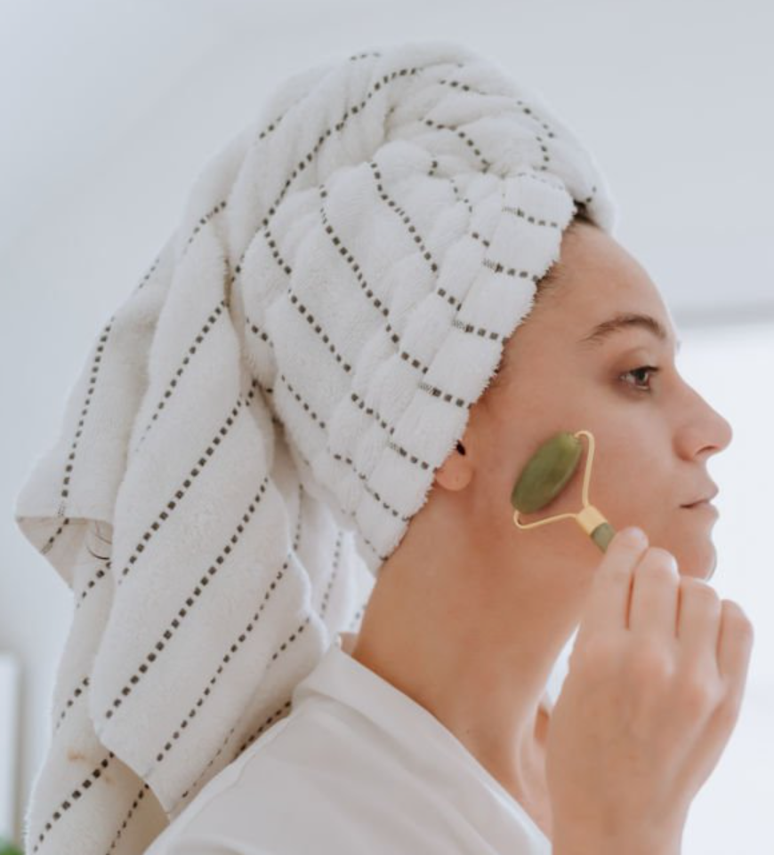 Elevated Essentials Jade Roller