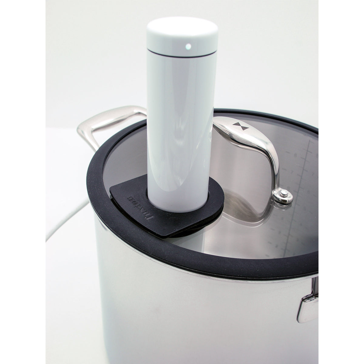 Chef Series Bundle: Sous Vide Pot with Joule Adapter by Tuxton Home